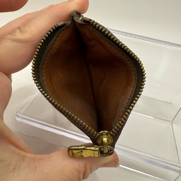 Louis Vuitton Vintage Monogram Coin/Key Case - Picture 5 of 6